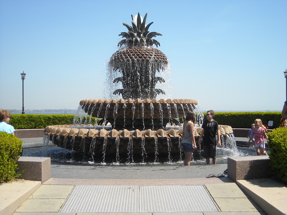 waterfront park pineapple fountain