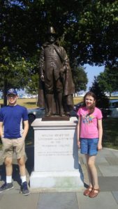 kids next to Governor Bradford statue